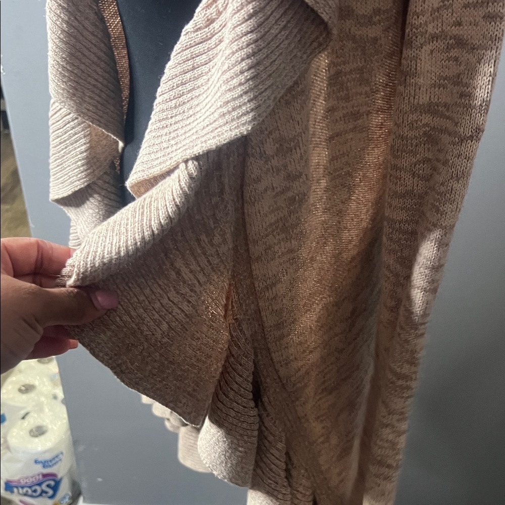 Private Label Cream Ruffled Cardigan - Picture 6 of 8